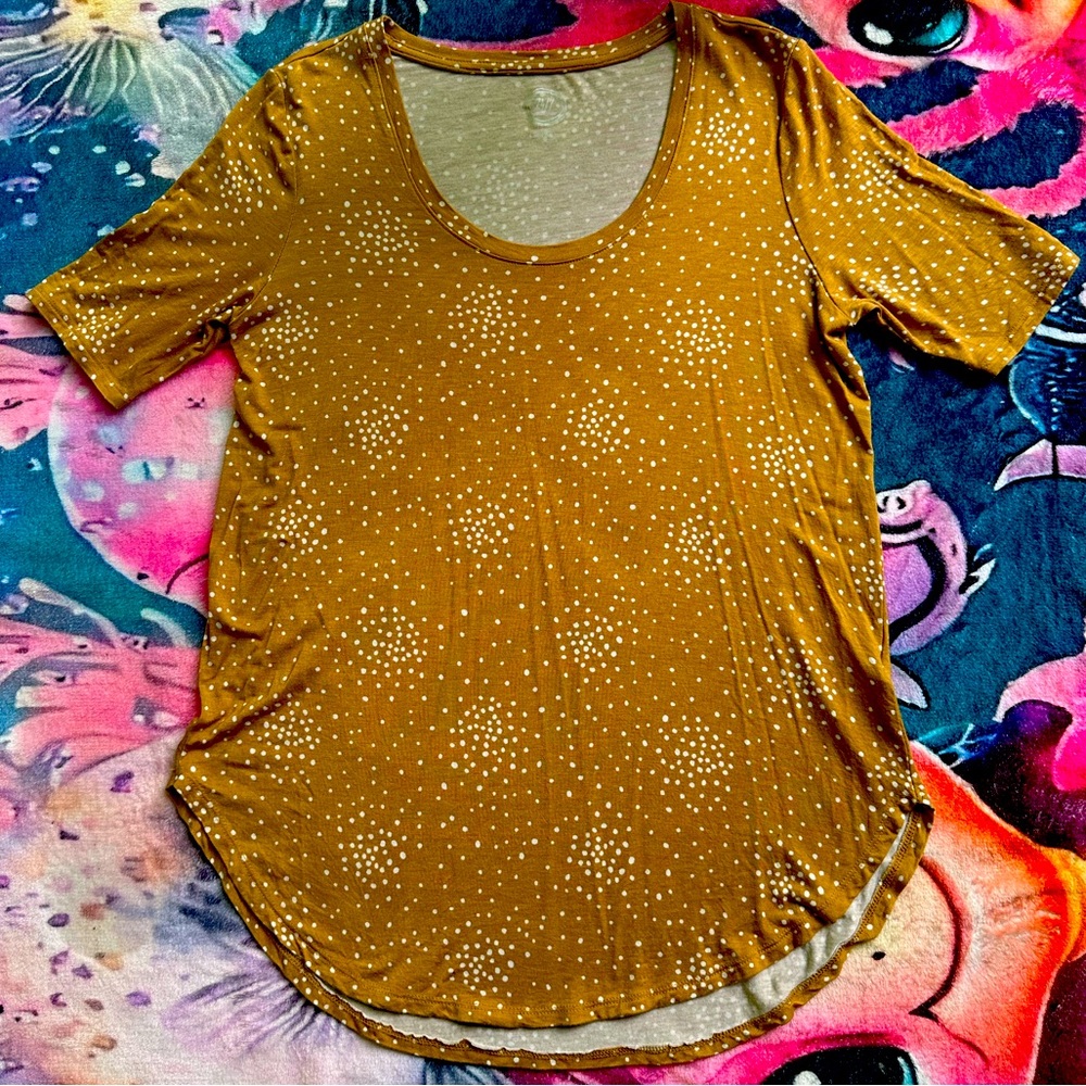 Cute pokadotted blouse